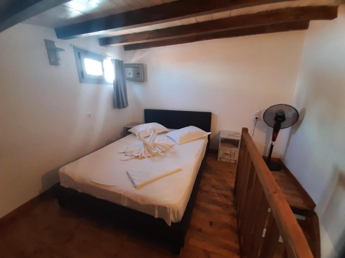 Κυθνοσ Larerooms Merichas Екстер'єр фото